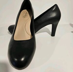 Clarks Ladies High Heels (Size 8)